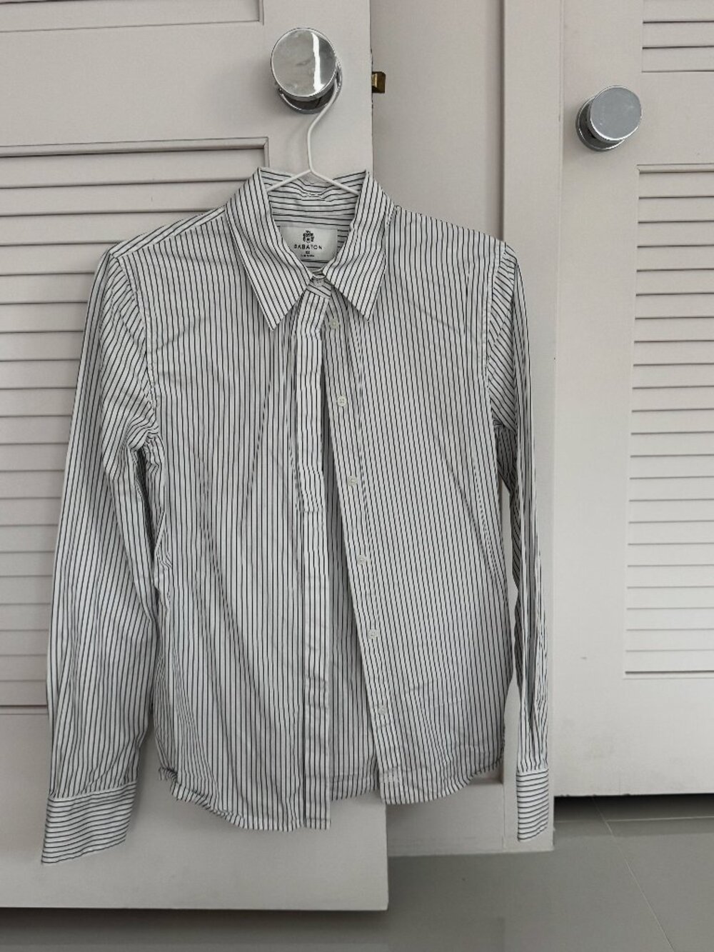 Aritzia Babaton shirt black and white stripe